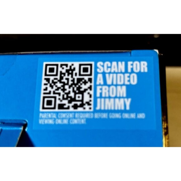 MR BEAST Lab GLOW PANTHER Vinyl Figure 3.5" Glow In The Dark NEW IN PACKAGE - Picture 3 of 3